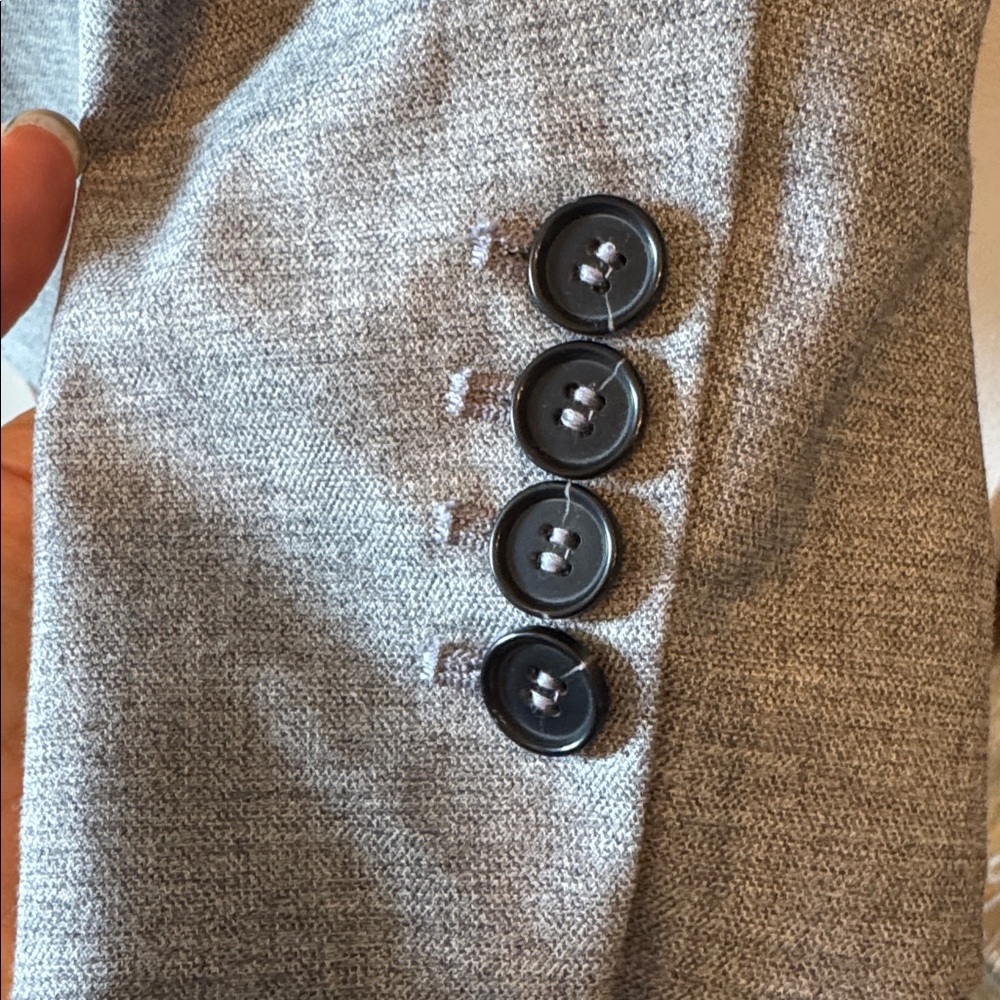 ZARA Light Gray Tailored Two-Button Blazer - Picture 3 of 7